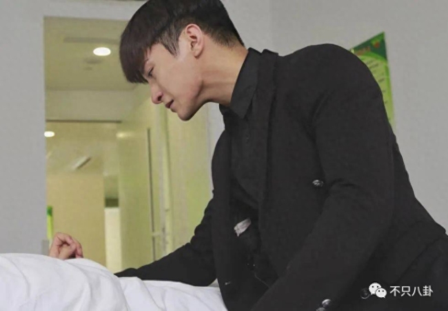 当红小生性取向成迷?他的“黑历史”被扒到渣…