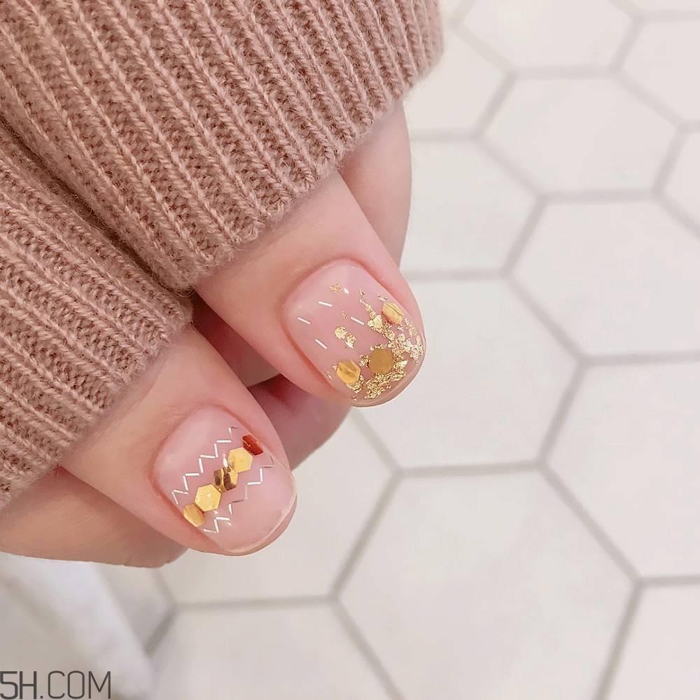 指甲油品牌推荐 ins风美甲新款式