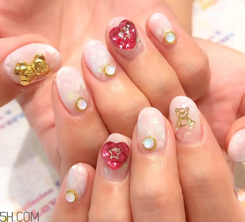 指甲油品牌推荐 ins风美甲新款式