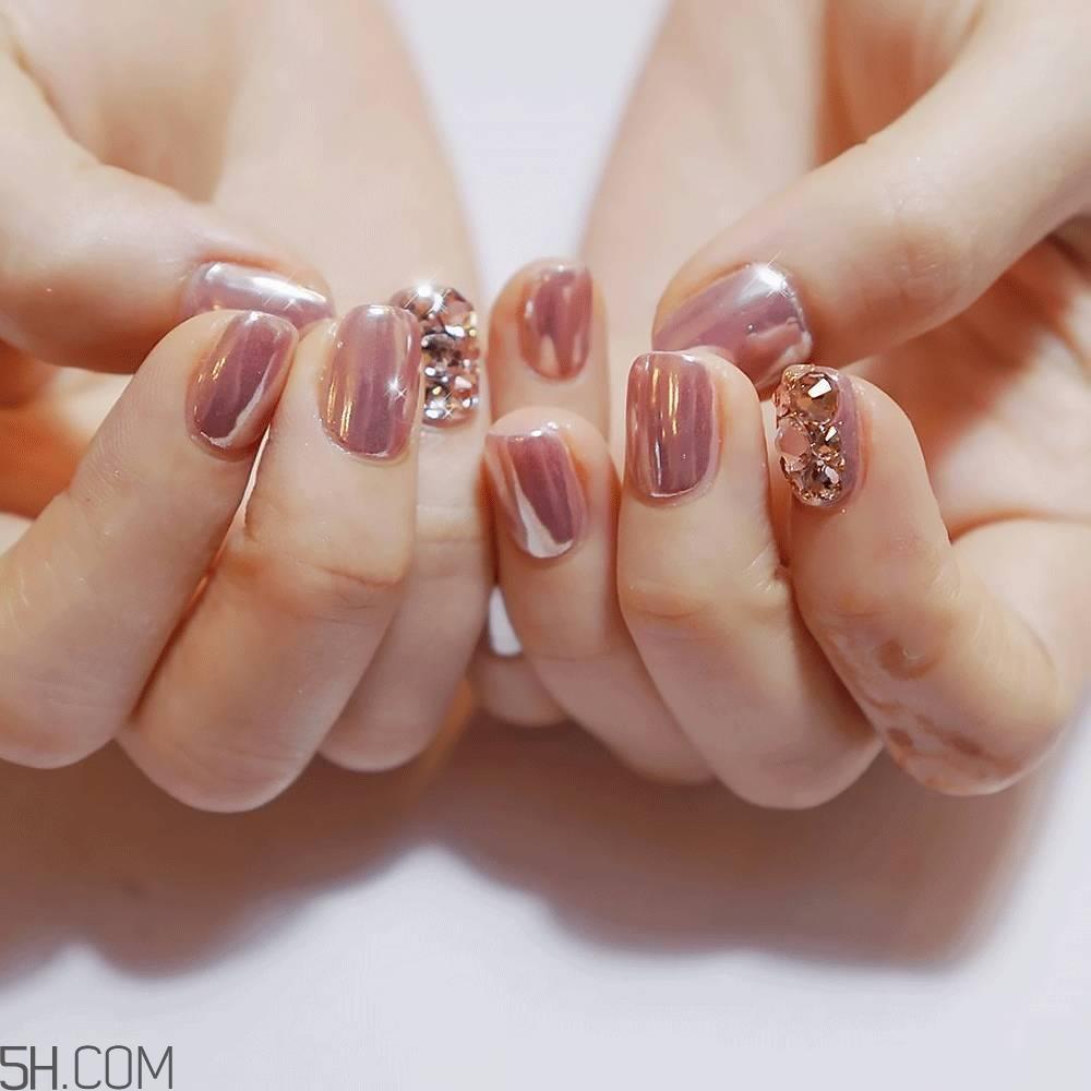 指甲油品牌推荐 ins风美甲新款式