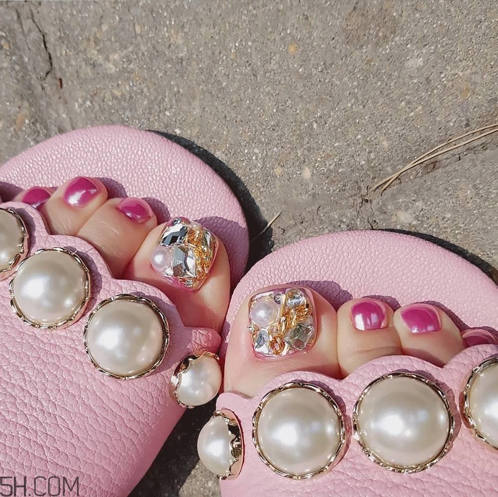 指甲油品牌推荐 ins风美甲新款式