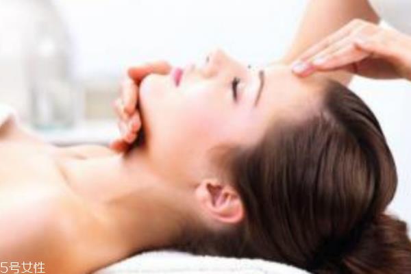 这些习惯会让你毁容,你中招了吗 这些习惯会让你毁容,你中招了吗