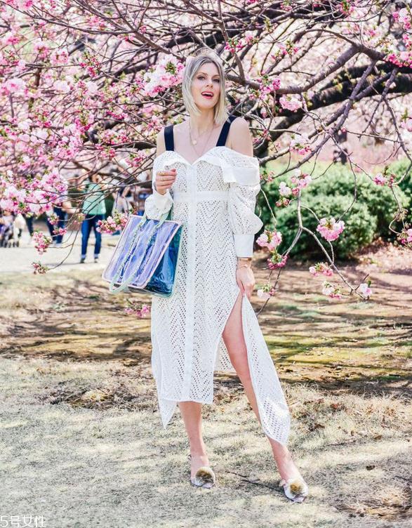 一字肩连衣裙图片 夏季一字肩连衣裙