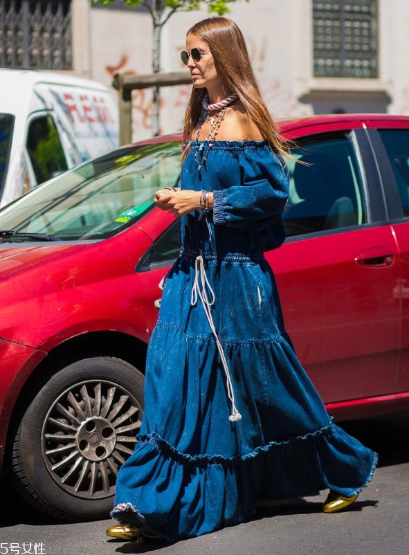 一字肩连衣裙图片 夏季一字肩连衣裙