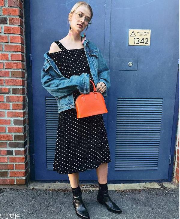 一字肩连衣裙图片 夏季一字肩连衣裙