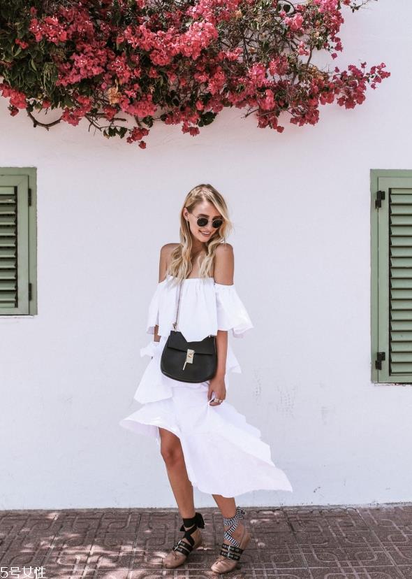 一字肩连衣裙图片 夏季一字肩连衣裙