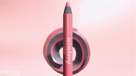 唇线笔哪个牌子好 唇线笔怎么画图解 唇线笔哪个牌子好 唇线笔怎么画图解