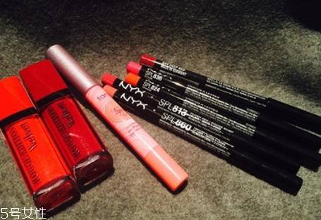 唇线笔哪个牌子好 唇线笔怎么画图解 唇线笔哪个牌子好 唇线笔怎么画图解