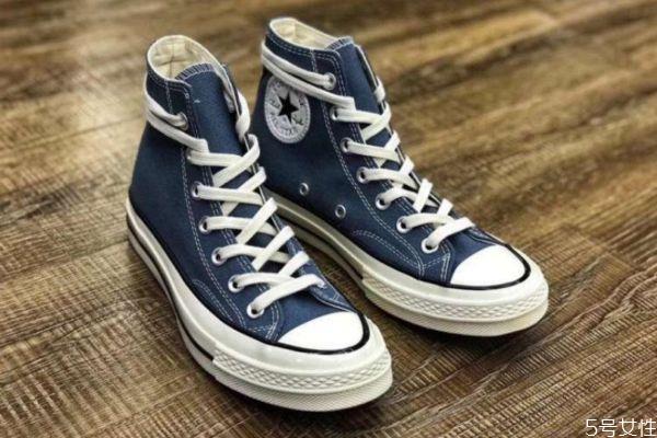 匡威1970s和常青款的区别 匡威鞋子好搭配吗 匡威1970s和常青款的区别 匡威鞋子好搭配吗