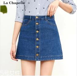 牛仔裙配什么颜色丝袜？牛仔裙搭配排雷