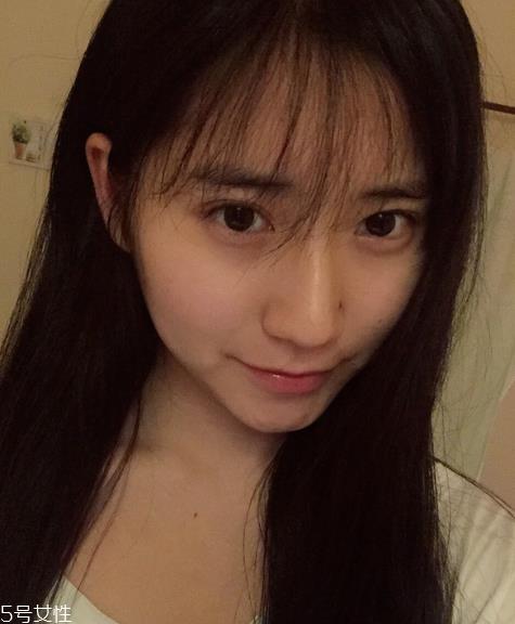 美瞳戴不进去怎么办 新手一学就会的戴美瞳方法 美瞳戴不进去怎么办 新手一学就会的戴美瞳方法