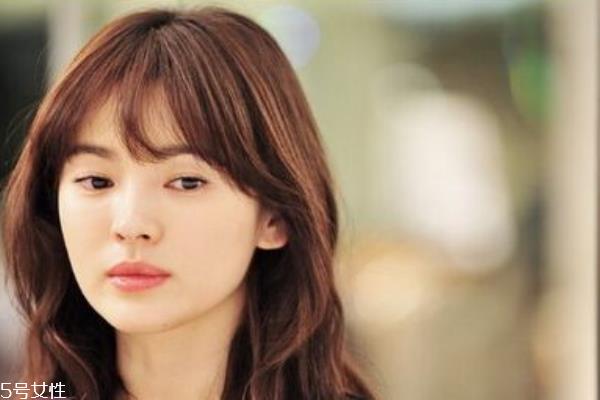 你适合浓妆还是淡妆 选对妆容才能站稳c位 你适合浓妆还是淡妆 选对妆容才能站稳c位