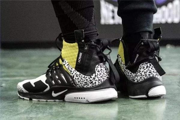 蜂潮和毒哪个靠谱 球鞋app间的对比