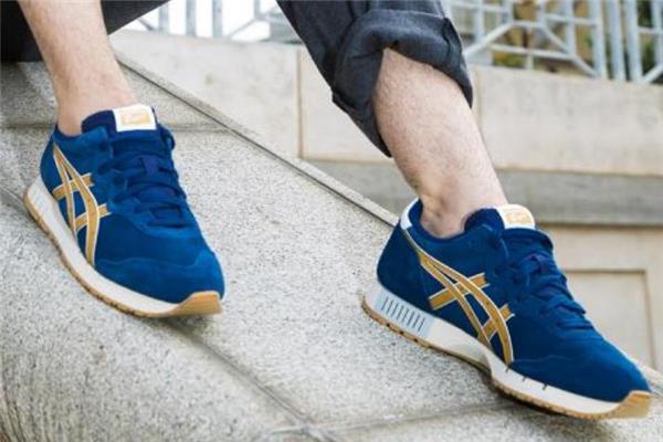 鬼冢虎和耐克哪个好 两者各有优势 鬼冢虎和耐克哪个好 两者各有优势