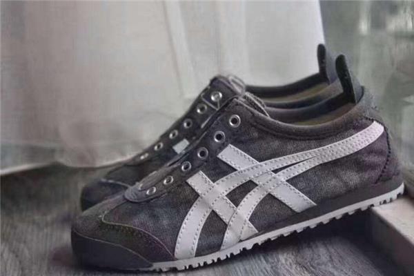 鬼冢虎和耐克哪个好 两者各有优势 鬼冢虎和耐克哪个好 两者各有优势