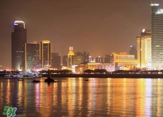 春节去厦门穿什么衣服？过年春节厦门穿什么？