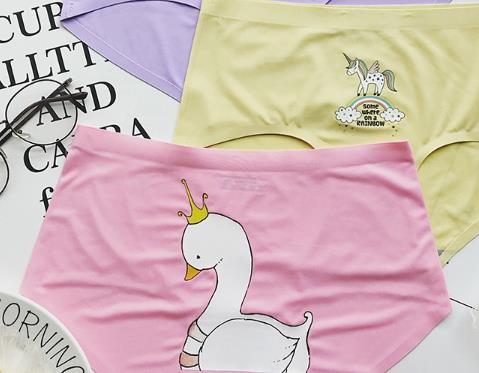 冰丝和纯棉内裤哪个好?冰丝和纯棉内裤对比 冰丝和纯棉内裤哪个好?冰丝和纯棉内裤对比