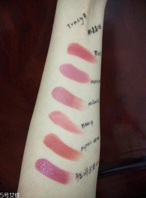 怎么挑适合自己颜色的口红 挑选口红注意事项