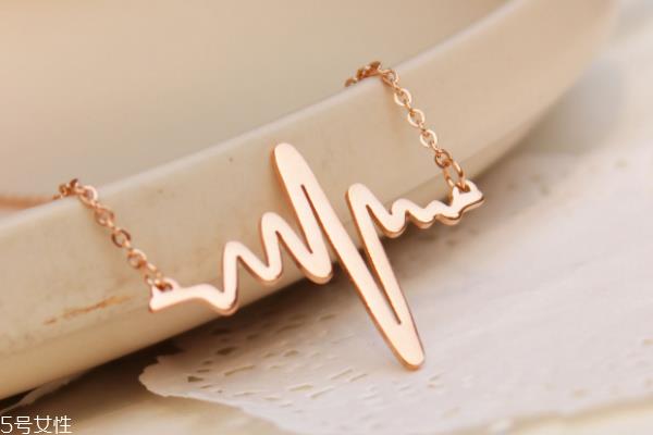 锁骨链什么牌子好 给你推荐几款