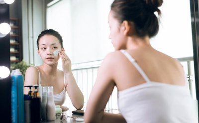 ​防晒霜和隔离霜的使用顺序