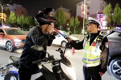 ​考了C1驾照能骑电动车吗？有人被罚1900，吊销驾照！少走弯路！