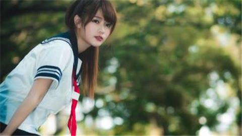 去酒吧没告诉女朋友生气了怎么哄