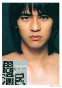 ​最帅花泽类周渝民20年前写真曝光，颜值身材吊打当红小鲜肉