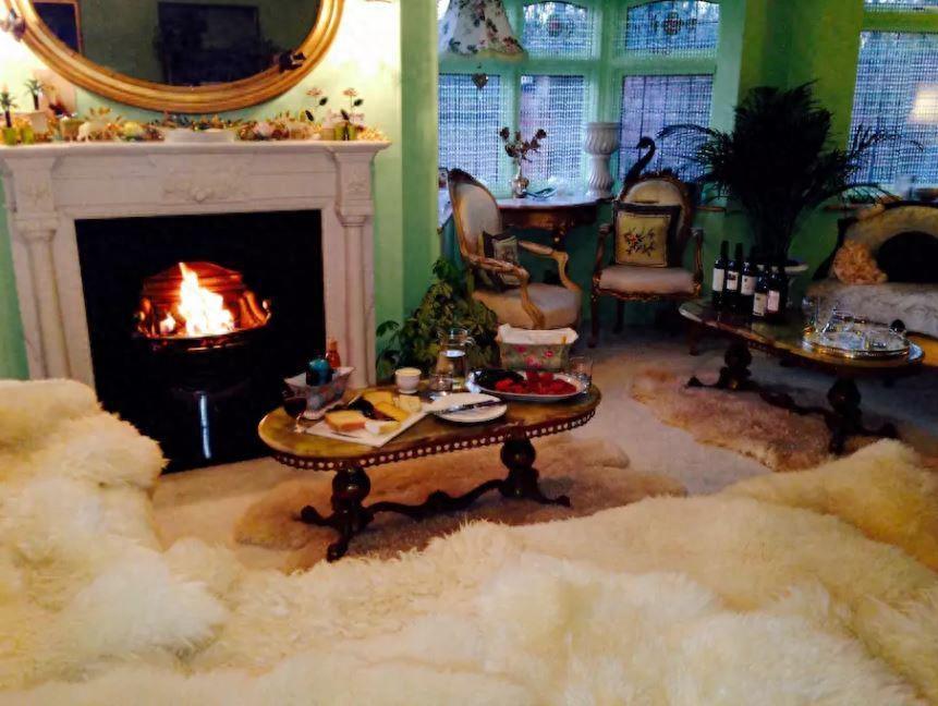 全球最“少女心”的房子,英国芭比娃娃公寓,住一晚一万五千块