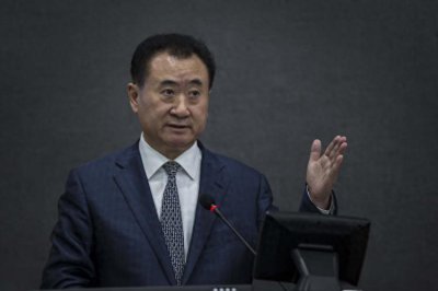 ​要求王健林把利润留在当地，80后县长徐刘蔚，如今升职了没有？