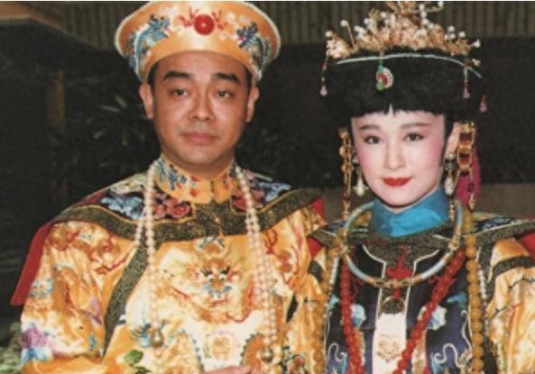 不老传说！潘迎紫近照皮肤粉嫩紧致，看不出已经70岁高龄