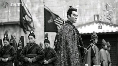 ​其实曹丕对甄宓由好变坏的情感线，剧里表达的很清楚