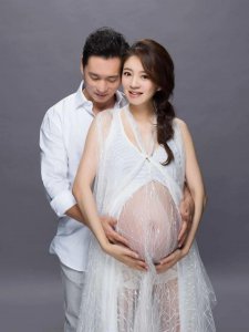 ​安以轩撒谎被打脸？陈荣炼隐秘家事曝光，把20%股份转给前妻女儿