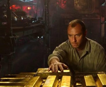 ​韩浩月 - 《黑海夺金》：中年男人彻底变老前的反戈一击