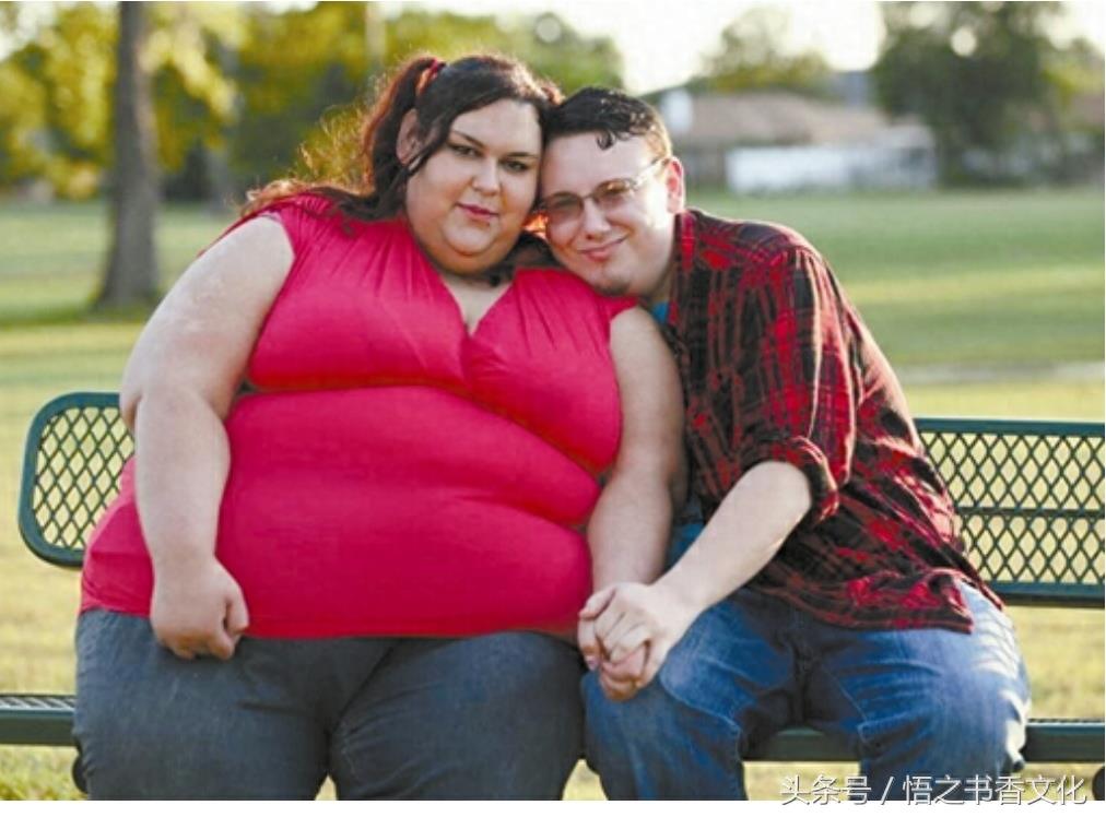 世界上最胖的女人排行榜，第一名竟然25年没有出过家门