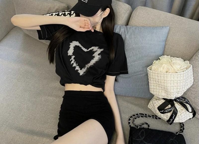 暗恋一个人的8种表现,看看有没有女生暗恋你 暗恋一个人的8种表现,看看有没有女生暗恋你