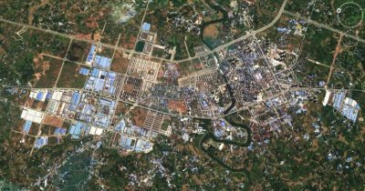 ​卫星上看重庆龙水镇：城镇规模和大足城区差不多，盛产五金