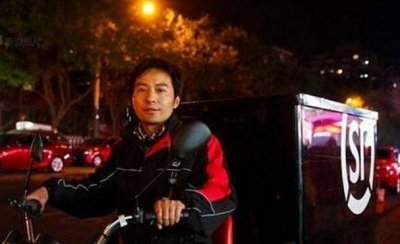 ​北京快递员，春节一周挣6000元，网友表示：这都是血汗钱！