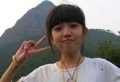 ​300万人寻找的剪刀手女神，背后竟藏着不为人知的悲伤故事