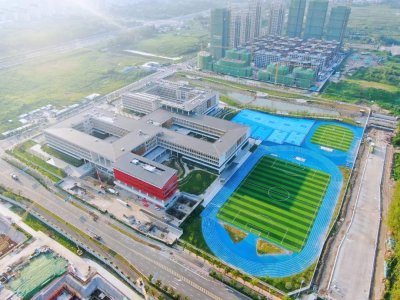 ​付记者带你看北师大淮南实验学校①第一问：挂名的吗？不，实至名归！