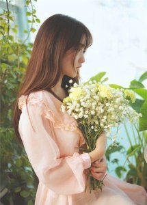 ​10款简单好看的中分发型，不需花费太多时间打理的发型！