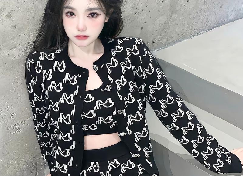 心理测试：哪个存钱罐里的钱最多？测你结婚几年才有能力买房！准