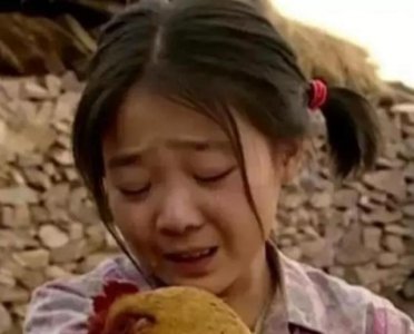 ​还记得《暖春》的小花吗，当年让无数人泪目，长大后让无数人心动