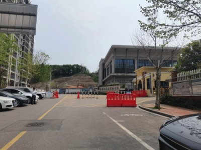 ​长沙市天心区教育局引进的新教育集团 长郡外国语实验中学