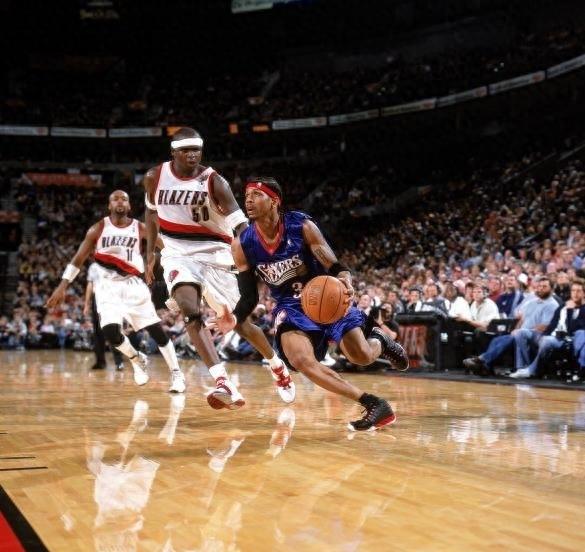 NBA史上最强突破球员艾弗森过人集锦！