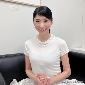 ​62岁黑木瞳日本演艺圈奇迹美魔女！网友：说她30岁我都信