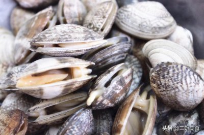 ​花蛤洗完还有沙子，老渔民教您2招，花蛤自动吐沙，几分钟就干净