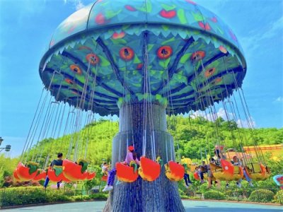 ​距离杭州一小时，世界最大的HelloKitty主题公园，游客都是女孩子