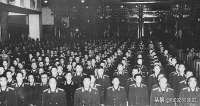 ​大校，一个特殊的军衔，它相当于是什么级别，工资待遇有一万吗？