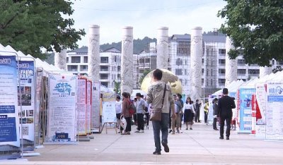 ​弥勒100余家企业招聘现场招聘