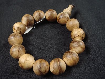 ​男生佩戴这些串，风度翩翩，面子分分钟涨10倍